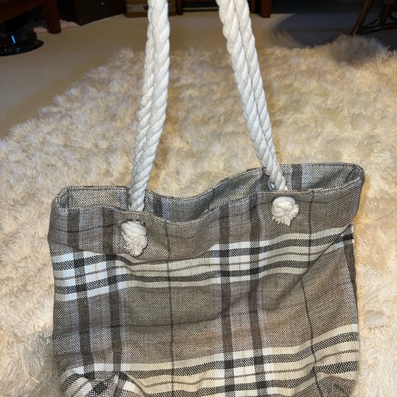 Purse - Picture 2 of 3